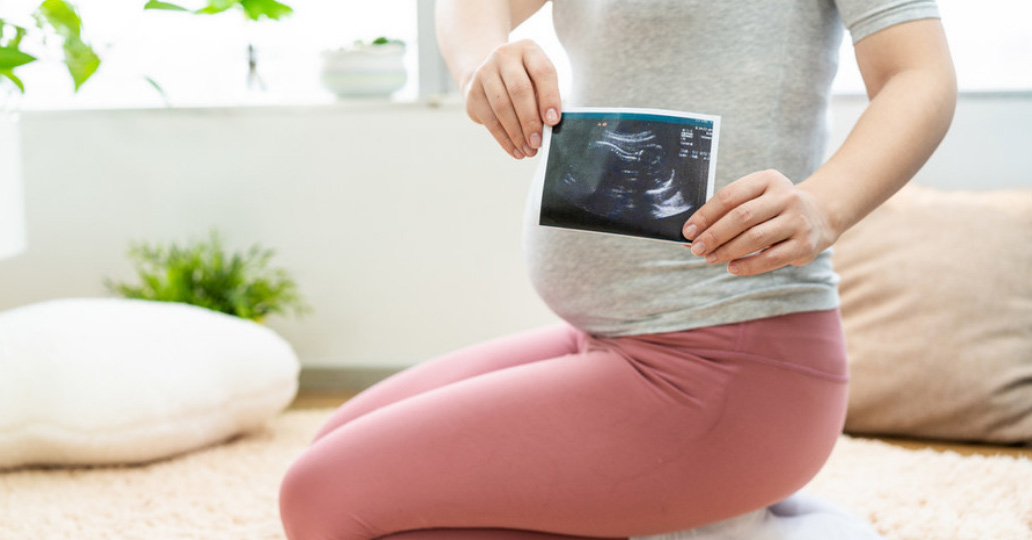 高龄女性卵巢储备功能不好如何选择试管助孕方式 ?